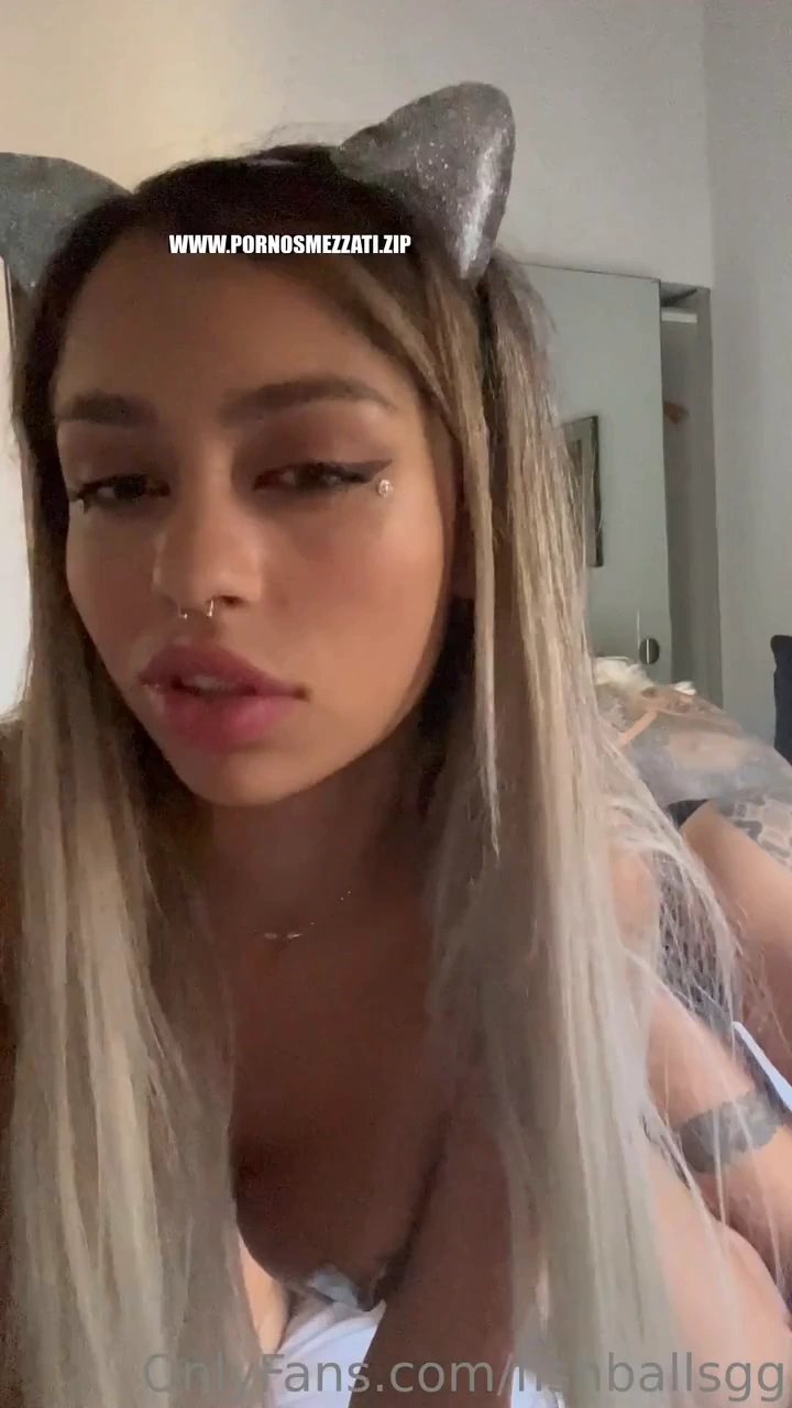 Christina Bertevello lesbo