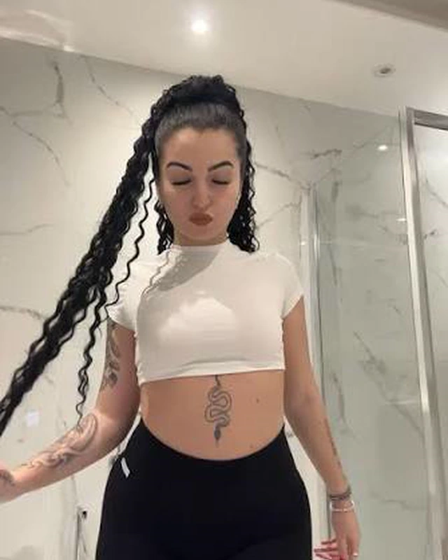 Noemi Stricagnoli / NoeStricagnoli